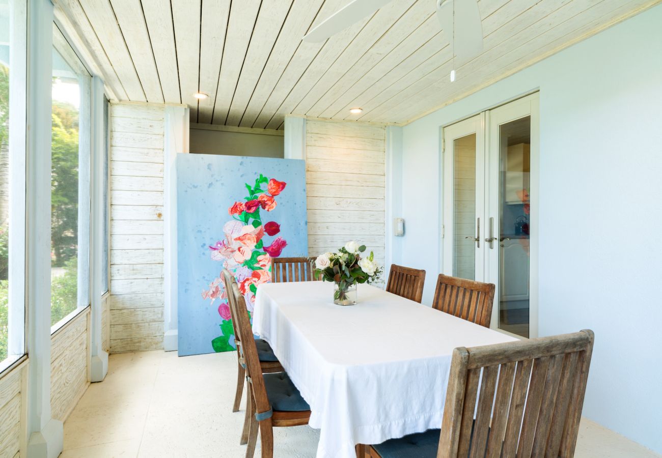 Villa in Grace Bay - Tree House