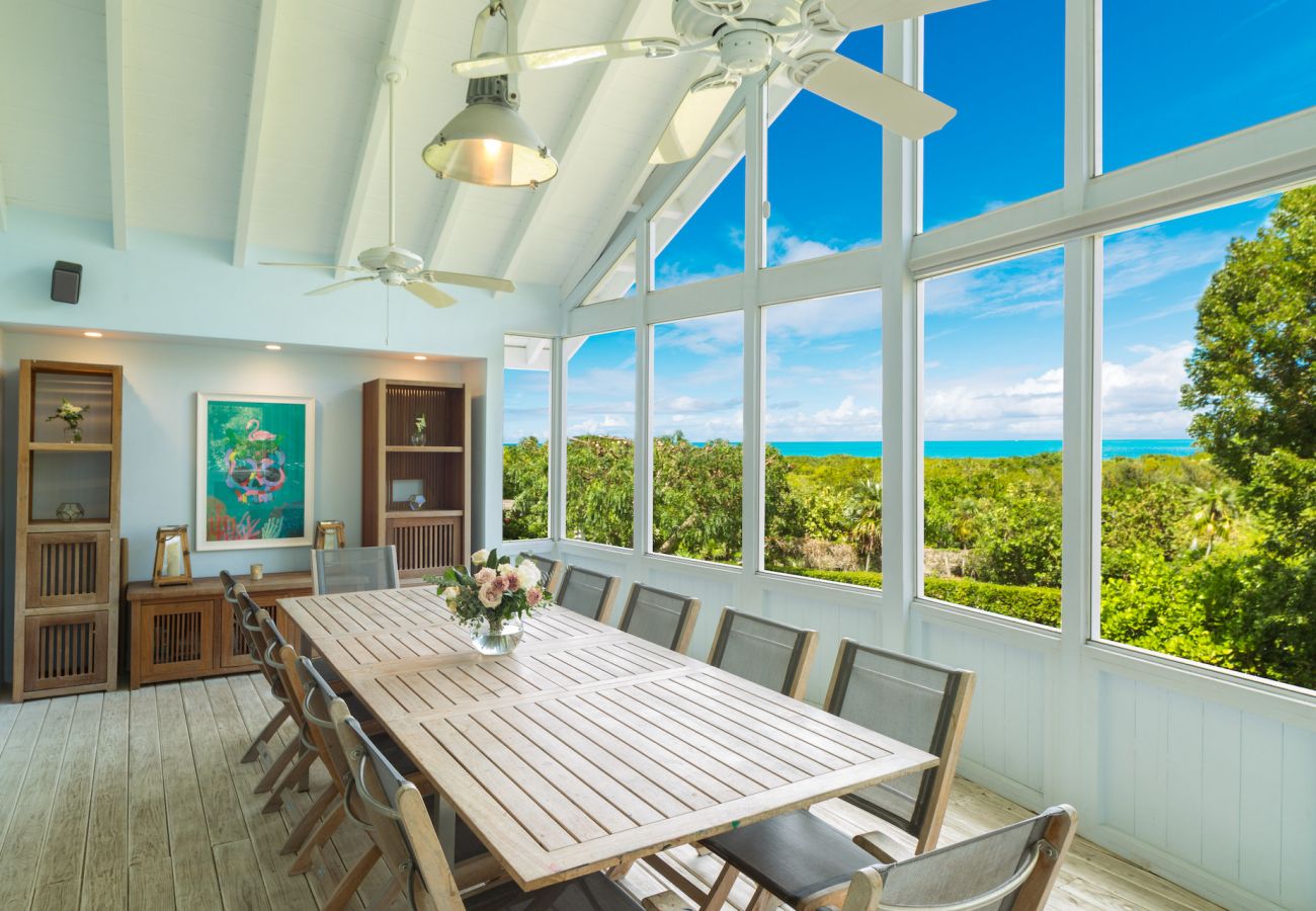 Villa in Grace Bay - Tree House