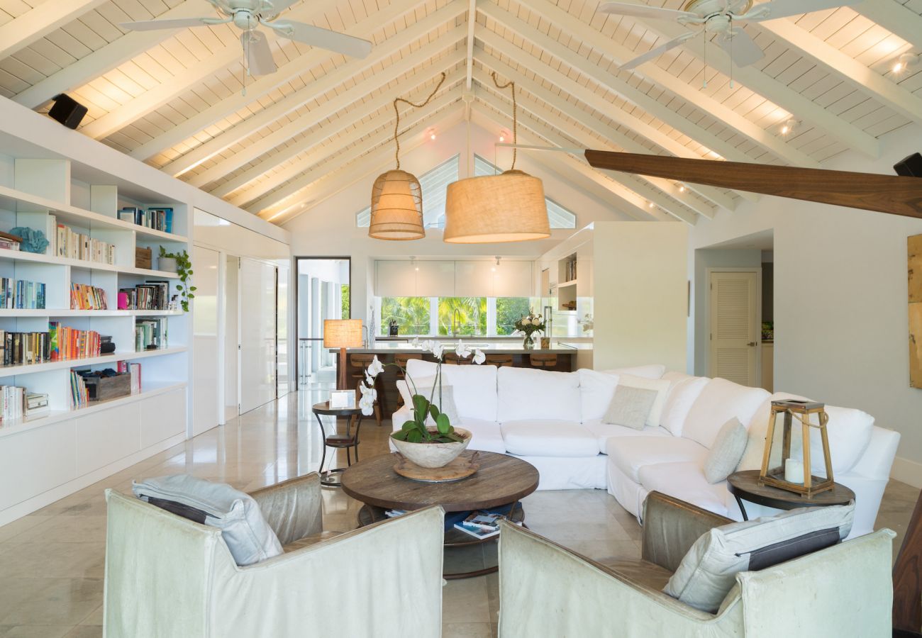 Villa in Grace Bay - Tree House