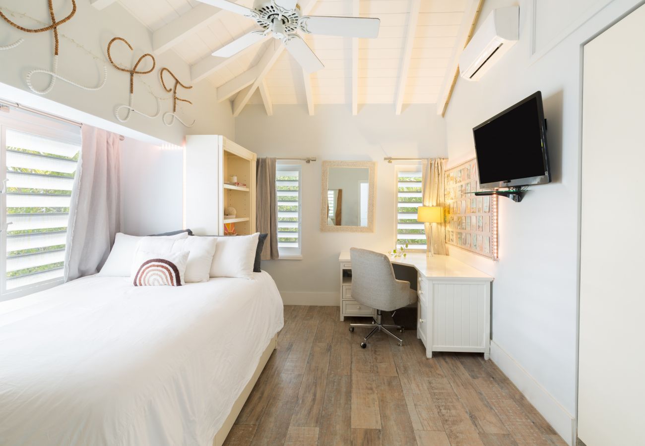 Villa in Grace Bay - Tree House