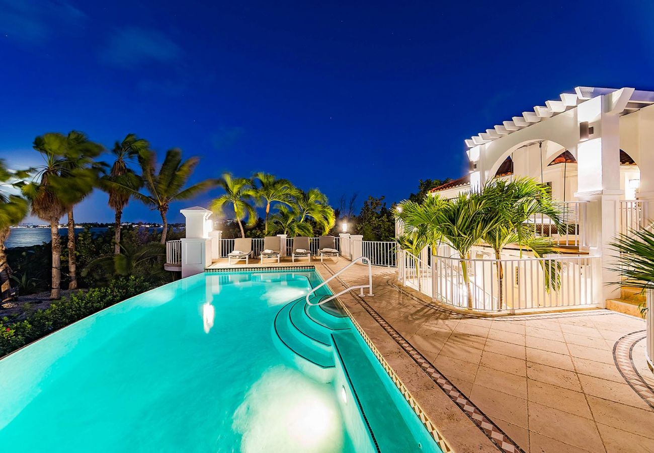 Villa in Grace Bay - Casa Grande