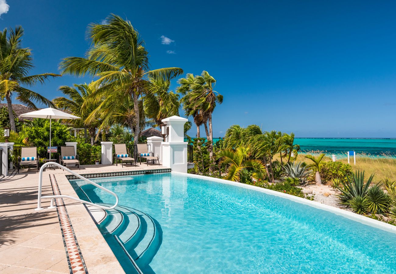 Villa in Grace Bay - Casa Grande