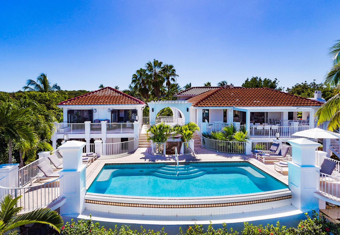 Villa in Grace Bay - Casa Grande