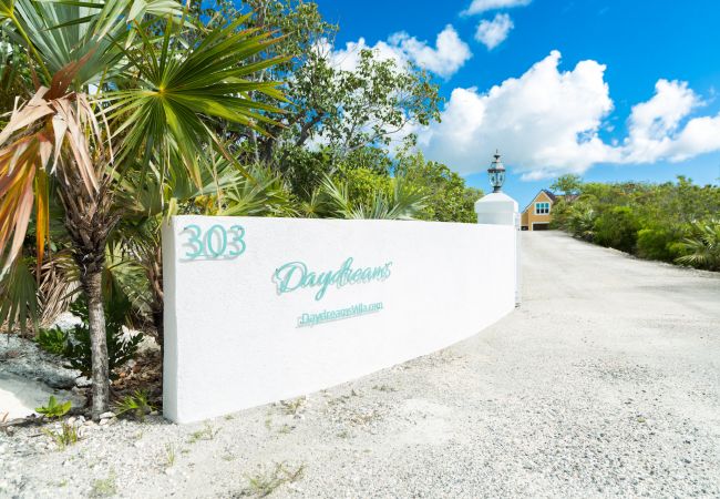 Villa in Chalk Sound - Daydreams Villa in Chalk Sound - Daydreams