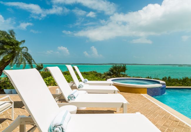 Villa in Chalk Sound - Daydreams Villa in Chalk Sound - Daydreams