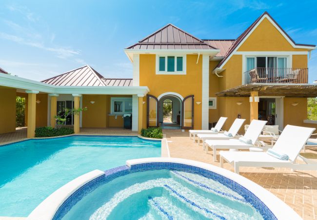 Villa in Chalk Sound - Daydreams Villa in Chalk Sound - Daydreams