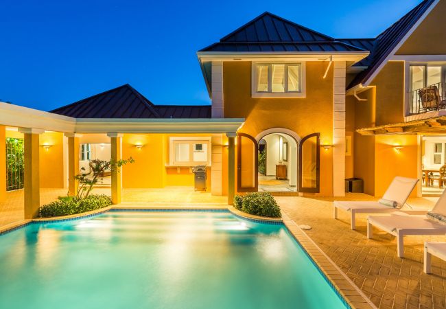 Villa in Chalk Sound - Daydreams Villa in Chalk Sound - Daydreams