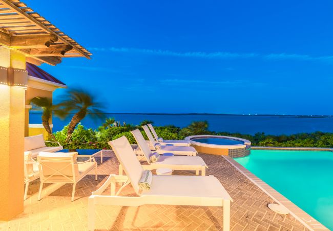 Villa in Chalk Sound - Daydreams Villa in Chalk Sound - Daydreams