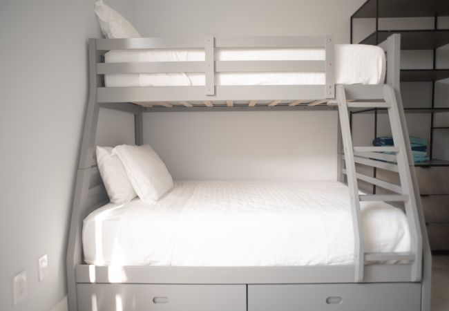 Villa in Leeward - Sand and Sea Villa in Leeward - Sand and Sea