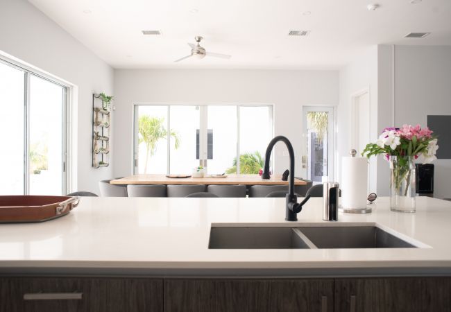 Villa in Leeward - Sand and Sea Villa in Leeward - Sand and Sea