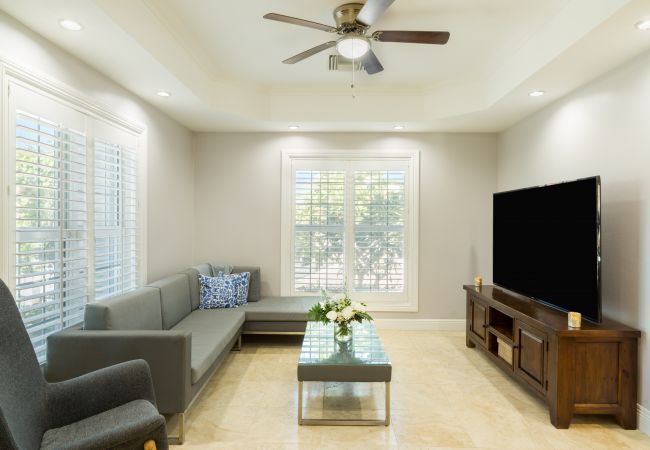 Villa in Turtle Tail - Shutters Villa Villa in Turtle Tail - Shutters Villa