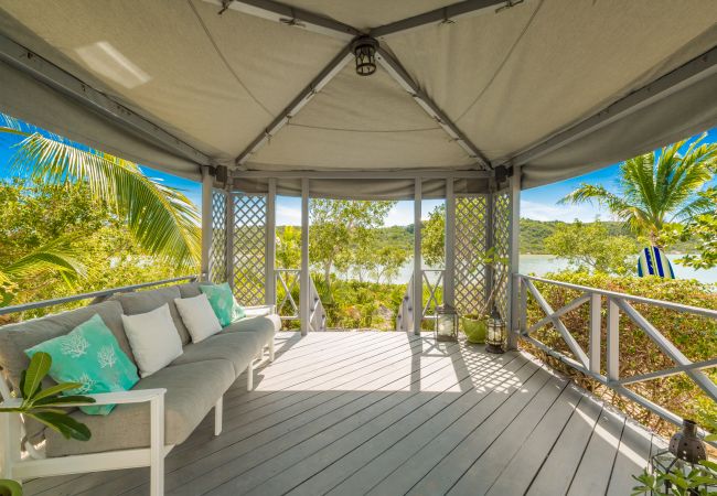 Villa in Turtle Tail - Shutters Villa Villa in Turtle Tail - Shutters Villa