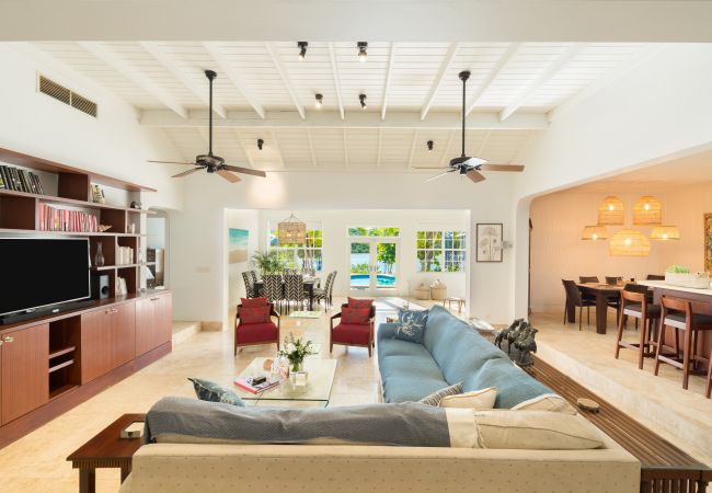 Villa in Turtle Tail - Shutters Villa Villa in Turtle Tail - Shutters Villa