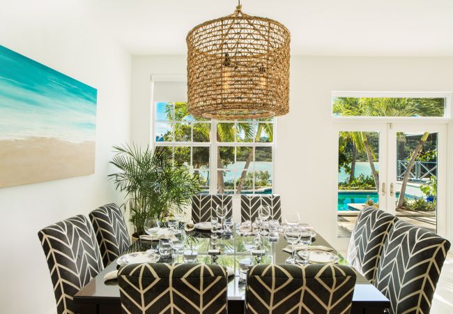 Villa in Turtle Tail - Shutters Villa Villa in Turtle Tail - Shutters Villa