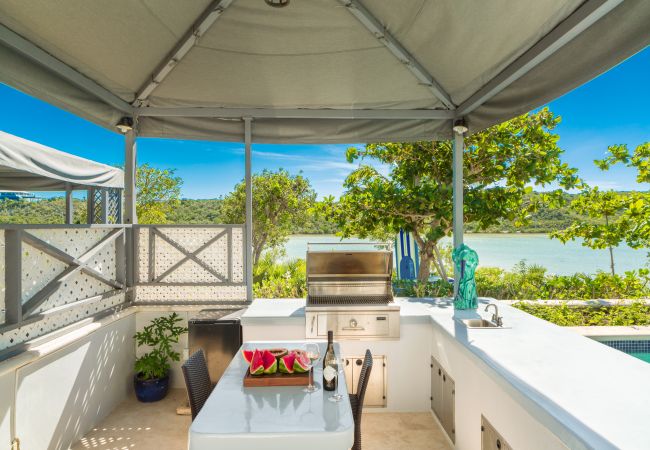 Villa in Turtle Tail - Shutters Villa Villa in Turtle Tail - Shutters Villa