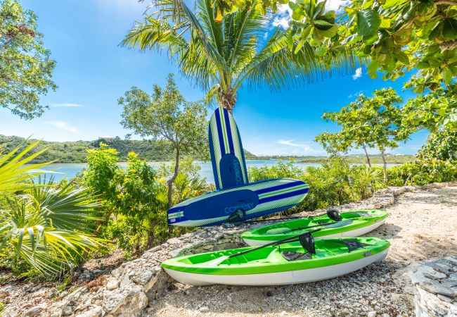 Villa in Turtle Tail - Shutters Villa Villa in Turtle Tail - Shutters Villa