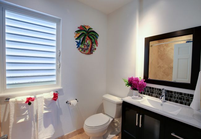 Villa in Leeward - Pelican Vista Villa in Leeward - Pelican Vista