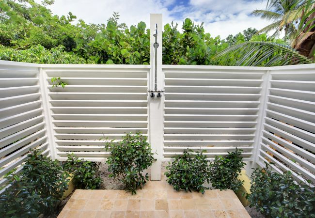 Villa in Leeward - Pelican Vista Villa in Leeward - Pelican Vista