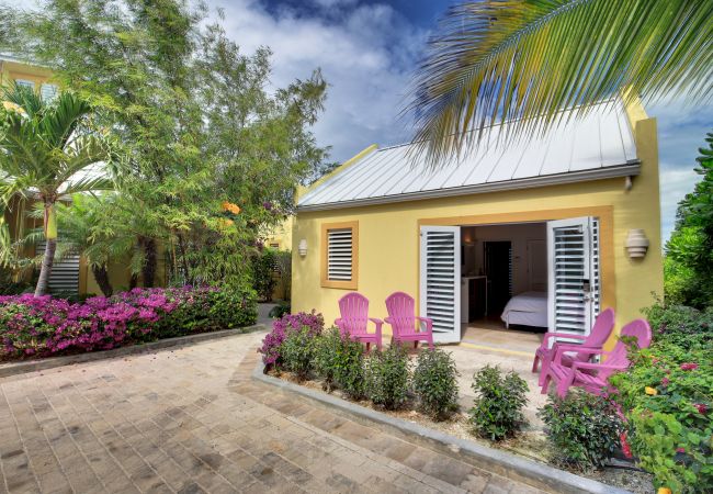 Villa in Leeward - Pelican Vista Villa in Leeward - Pelican Vista