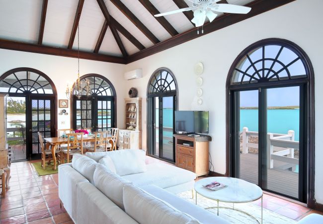 Villa in Chalk Sound - Rockspray Villa in Chalk Sound - Rockspray