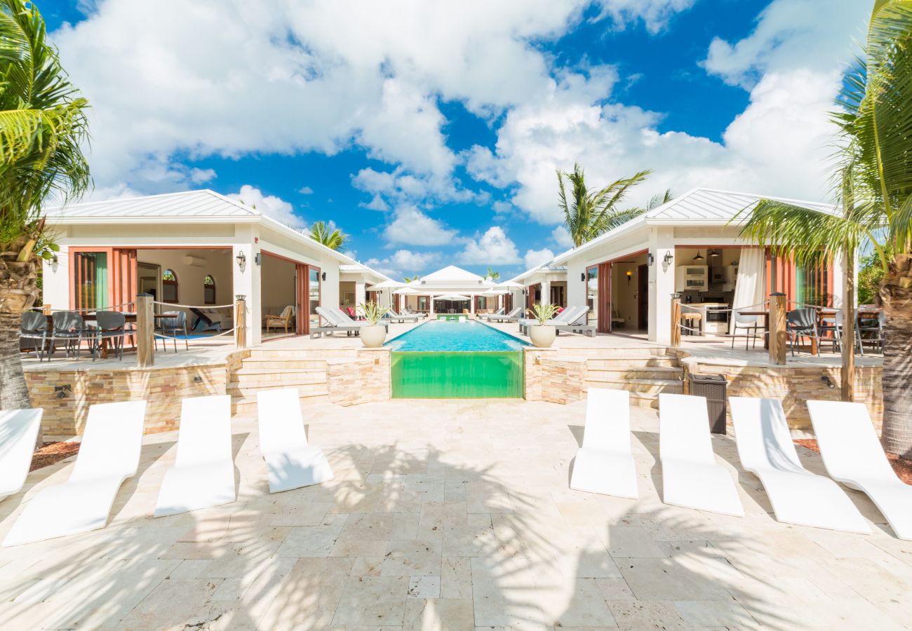 Villa in Leeward - Leeward Jewel Villa