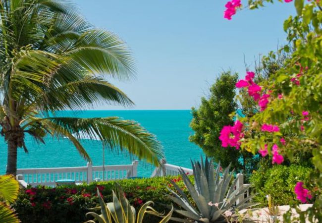 Villa in Chalk Sound - Villa Turquesa Villa in Chalk Sound - Villa Turquesa